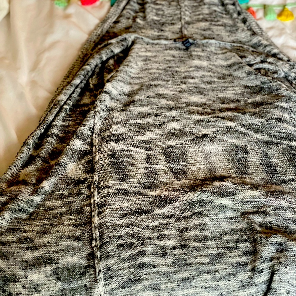 Girls Sweater with tassels and hood